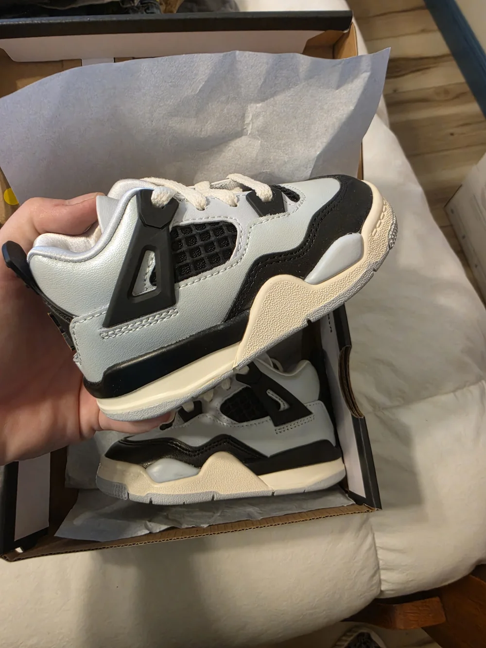 Jordan Toddler/Preschool Retro Basketball Shoes in Gray and Black